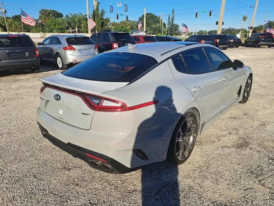 2018 Kia Stinger - Image 3 of 6