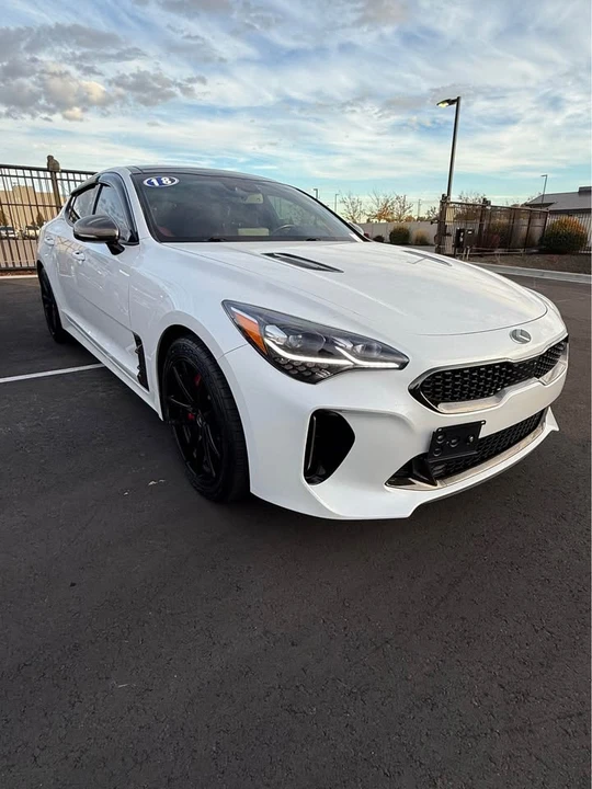2018 Kia Stinger - Image 4 of 15