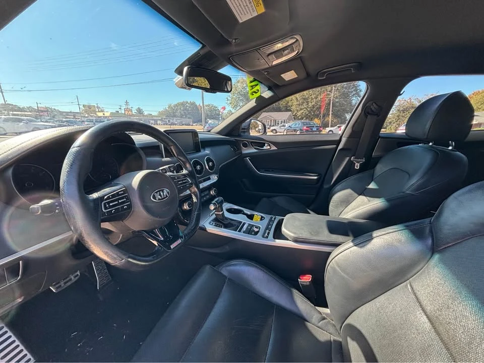 2018 Kia Stinger - Image 5 of 11