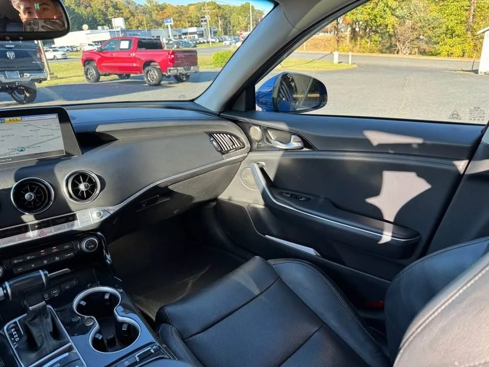 2018 Kia Stinger - Image 12 of 20