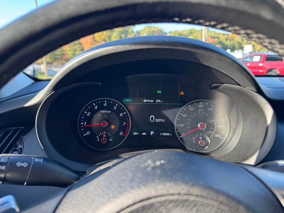 2018 Kia Stinger - Image 15 of 20