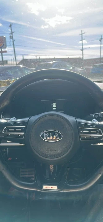 2018 Kia Stinger - Image 4 of 4