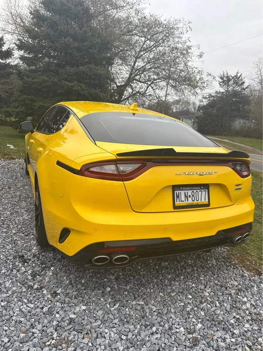 2018 Kia Stinger - Image 2 of 6