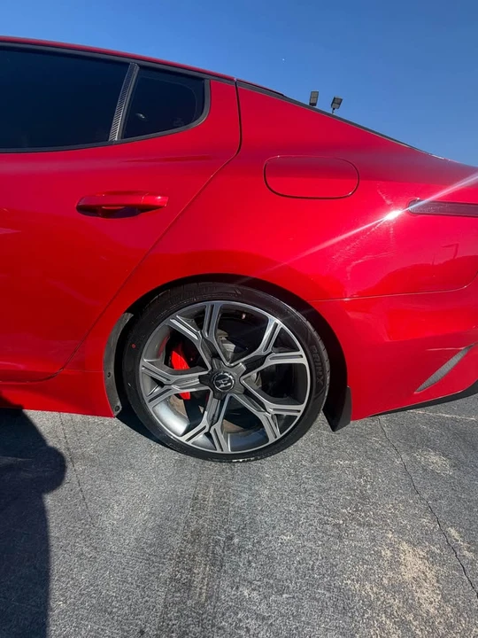 2018 Kia Stinger - Image 3 of 9