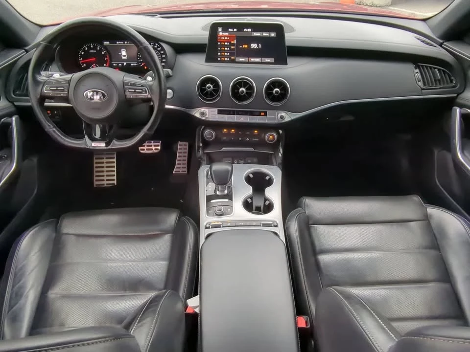 2018 Kia Stinger - Image 9 of 17