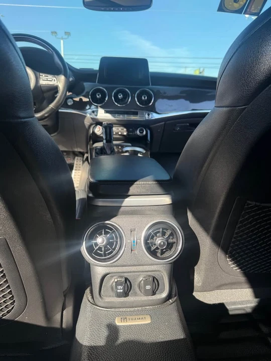 2018 Kia Stinger - Image 9 of 9