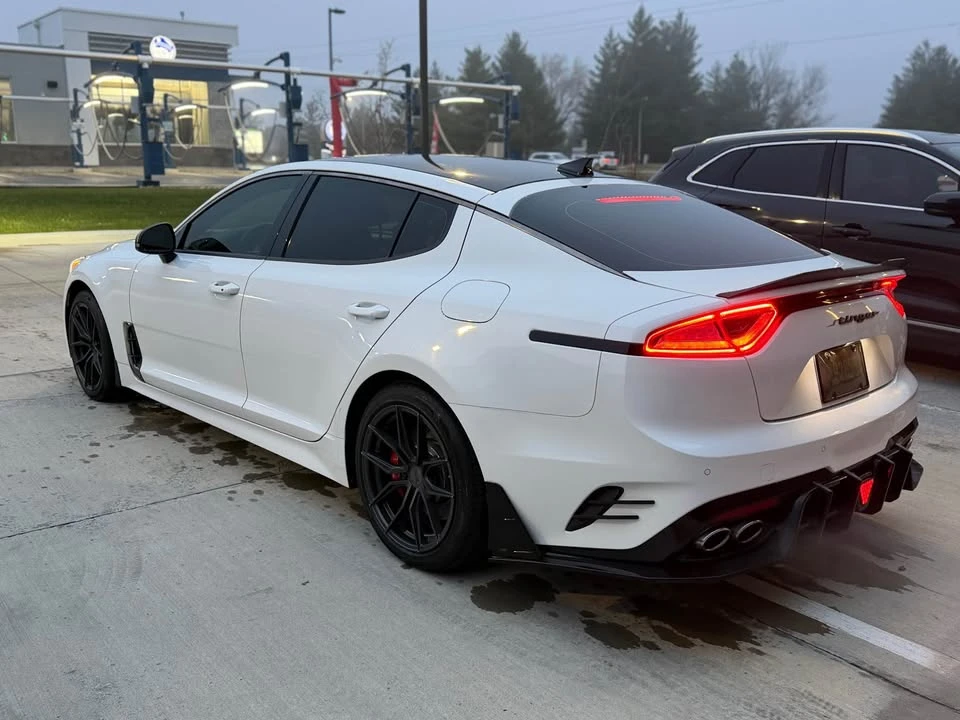 2018 Kia Stinger - Image 5 of 20
