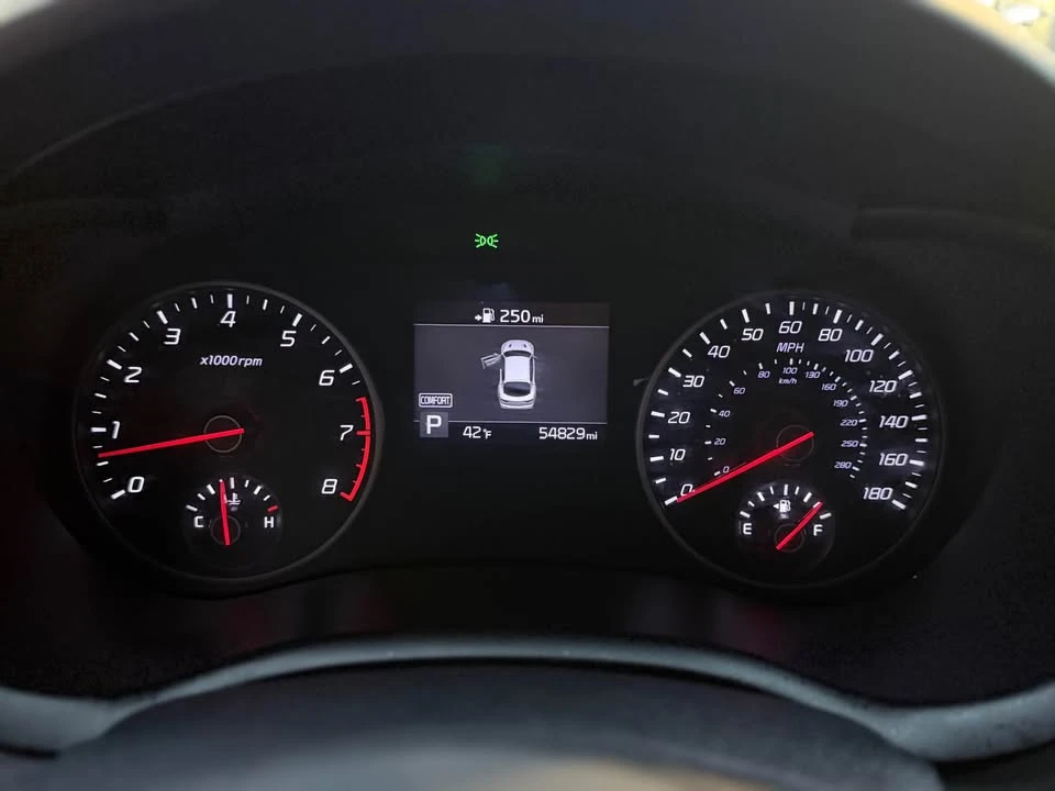 2018 Kia Stinger - Image 15 of 20