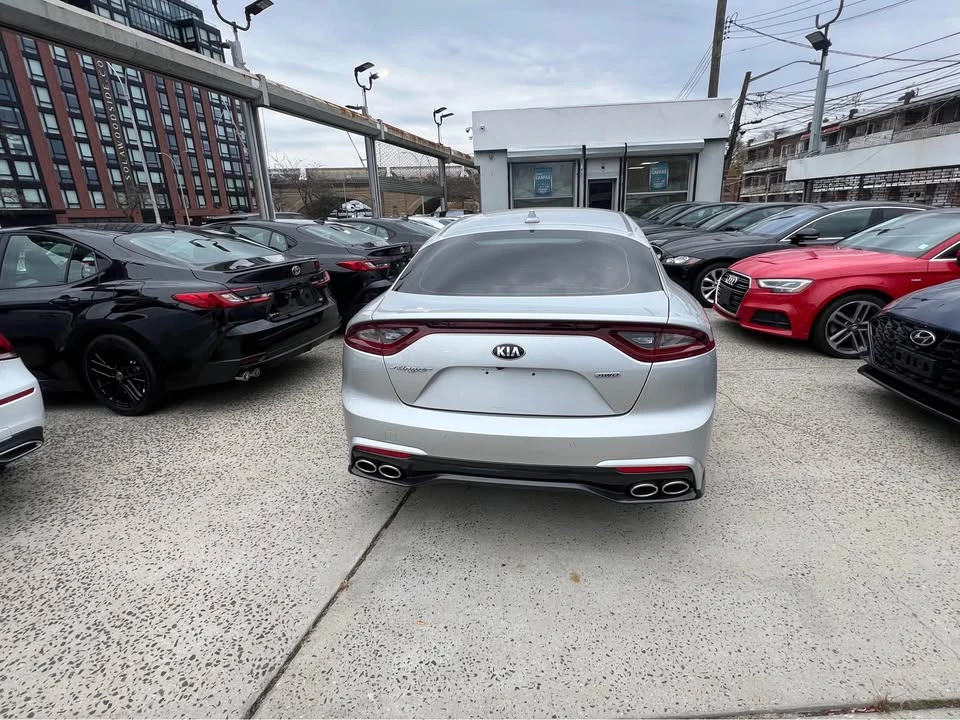 2018 Kia Stinger - Image 5 of 18