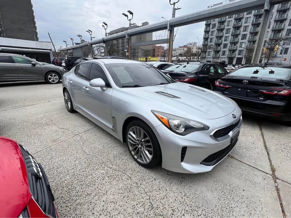 2018 Kia Stinger - Image 3 of 18
