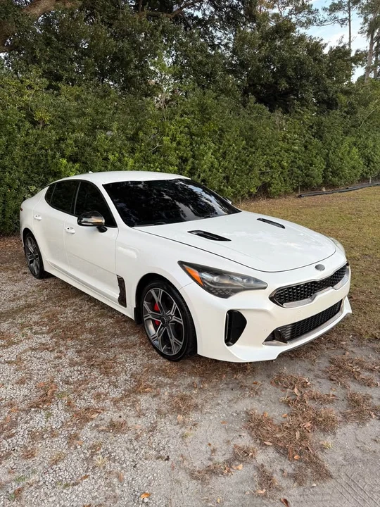2018 Kia Stinger - Image 3 of 10