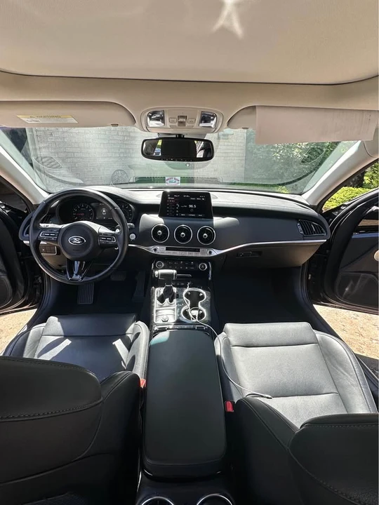 2018 Kia Stinger - Image 7 of 12