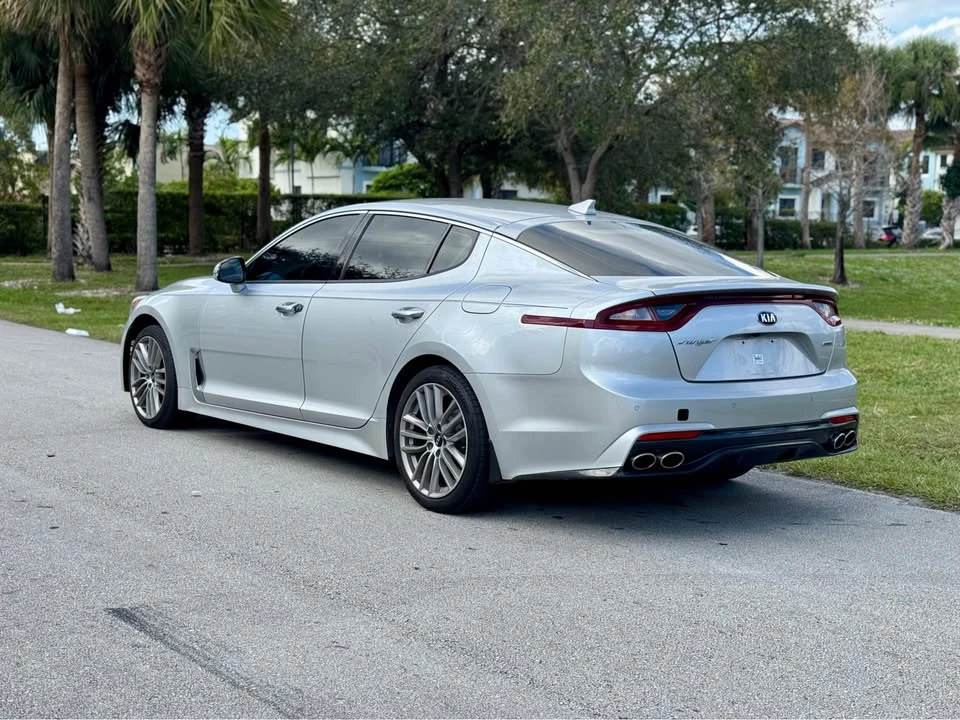 2018 Kia Stinger - Image 7 of 14