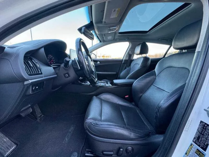 2018 Kia Stinger - Image 6 of 17