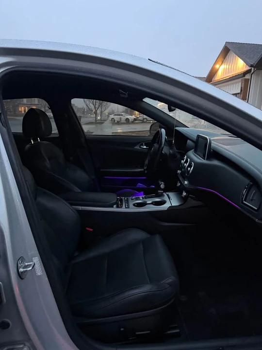 2018 Kia Stinger - Image 9 of 9