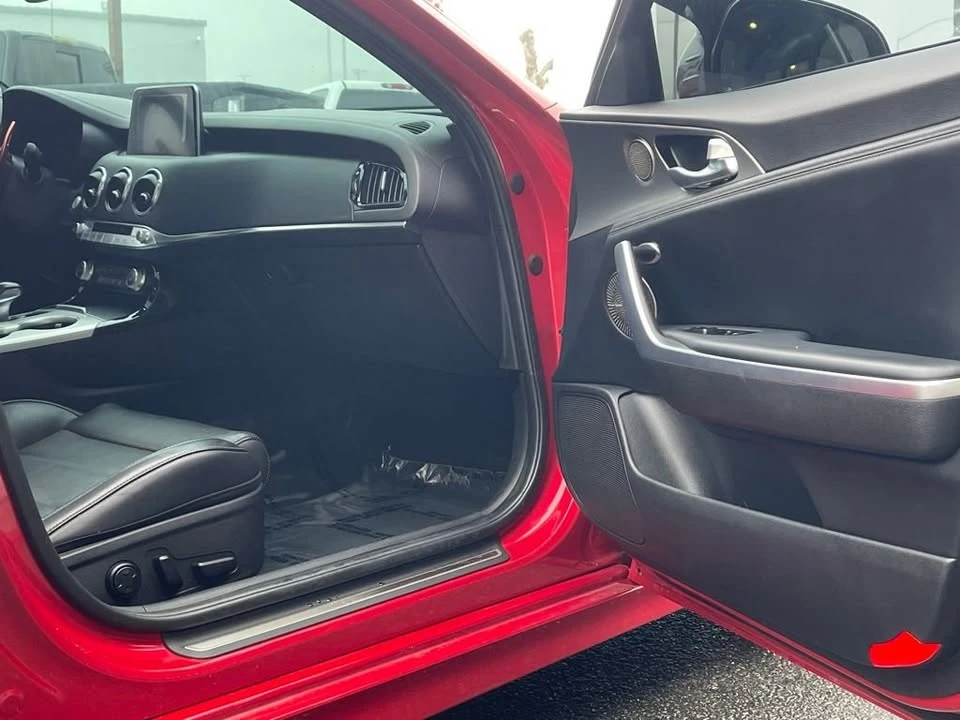 2018 Kia Stinger - Image 19 of 20