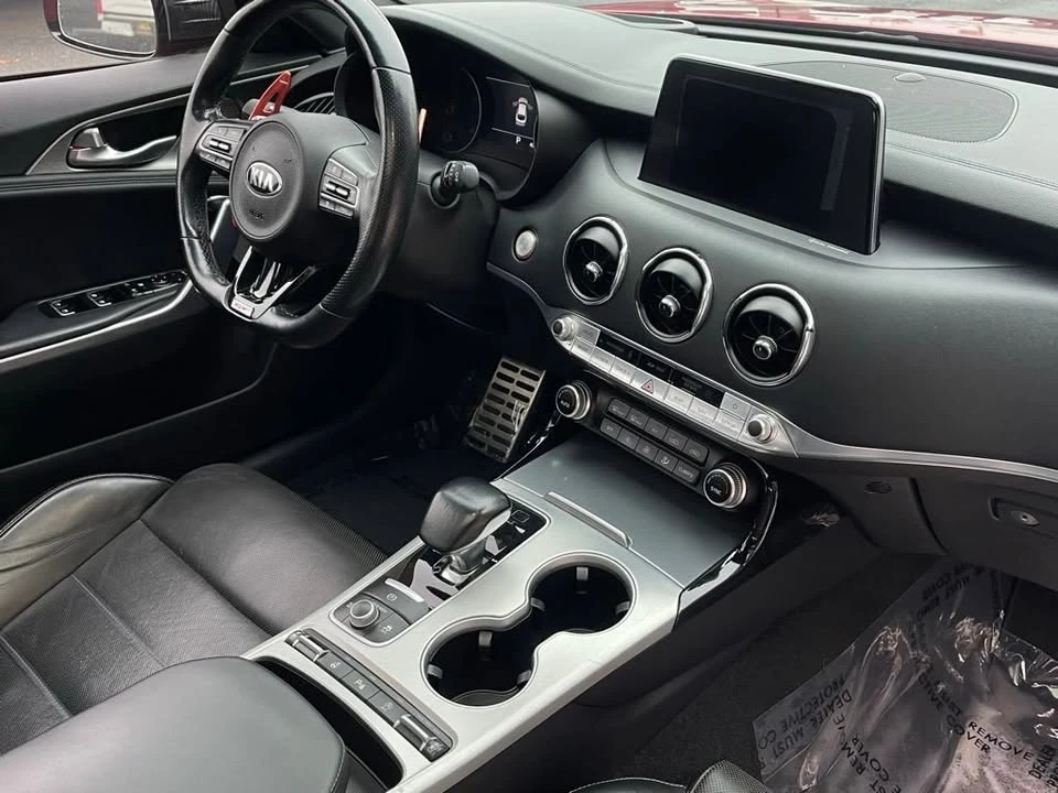 2018 Kia Stinger - Image 14 of 20