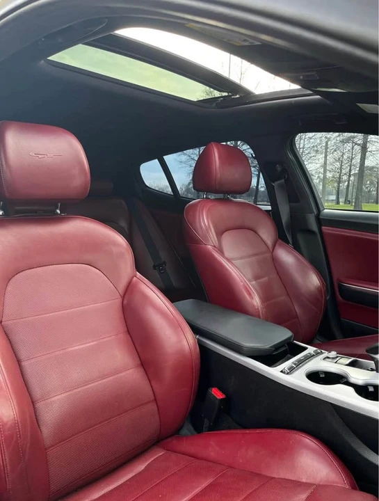 2018 Kia Stinger - Image 4 of 4
