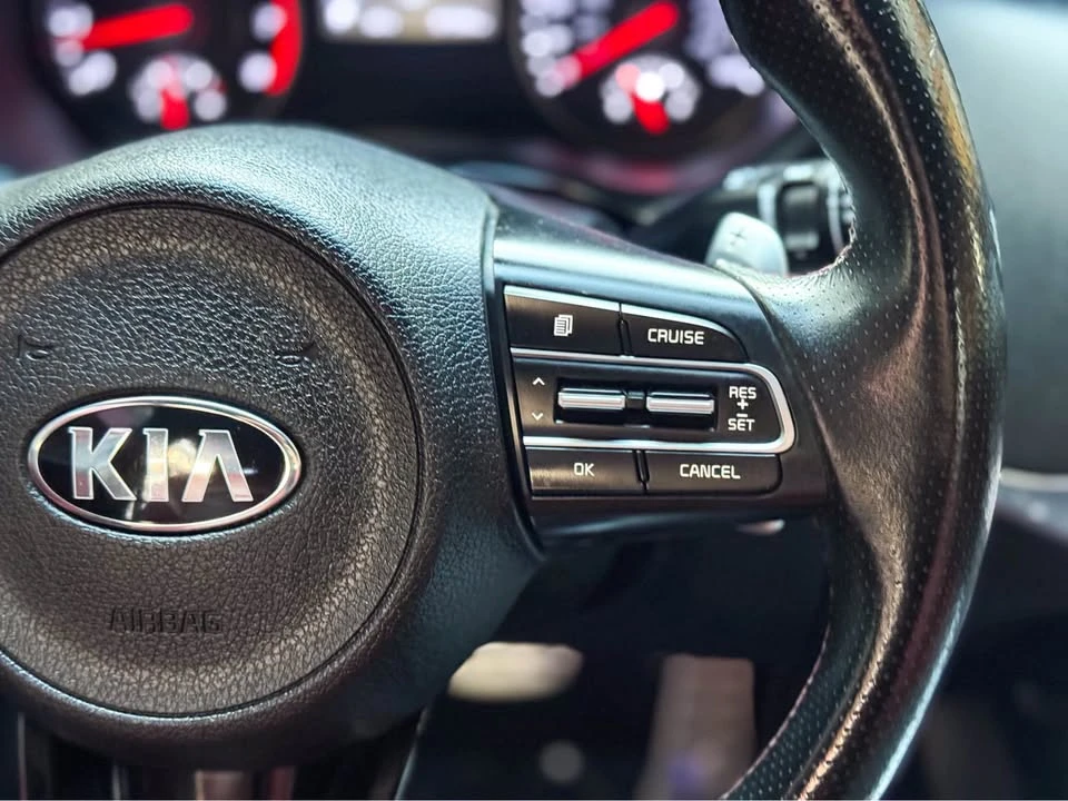 2018 Kia Stinger - Image 12 of 15