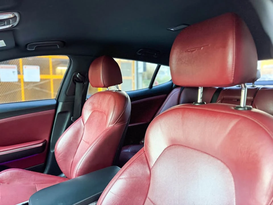2018 Kia Stinger - Image 13 of 15