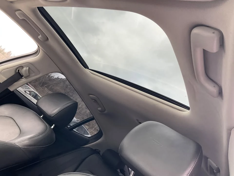 2018 Kia Stinger - Image 6 of 8