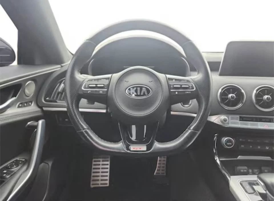 2018 Kia Stinger - Image 7 of 10