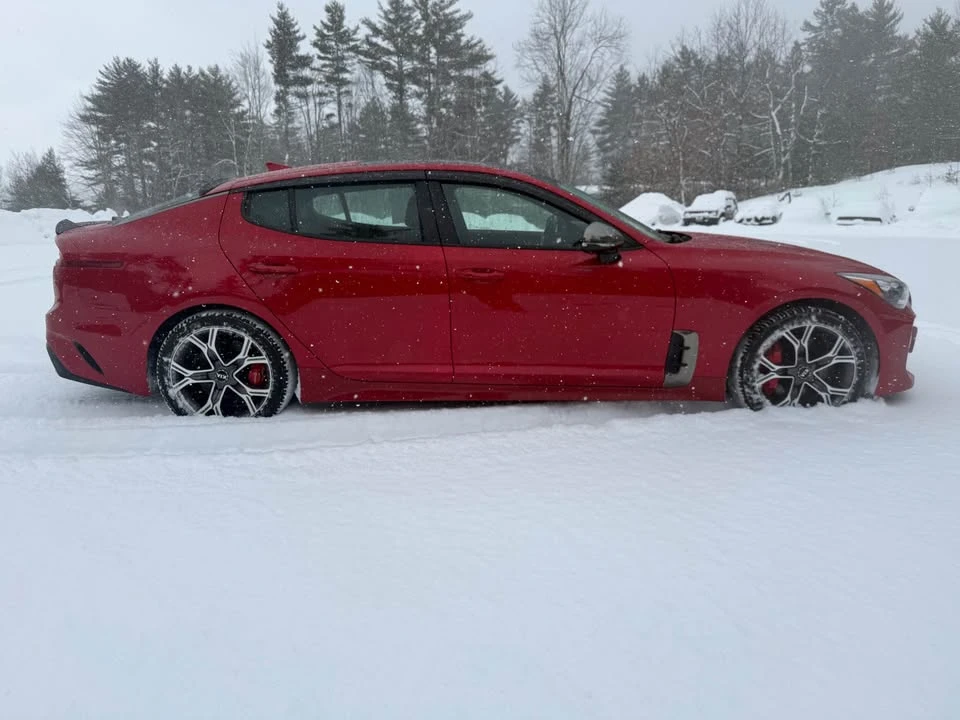 2018 Kia Stinger - Image 4 of 15
