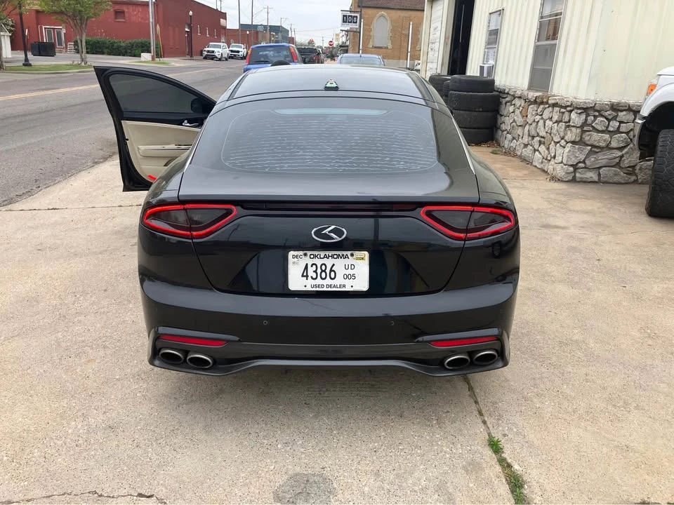 2018 Kia Stinger - Image 7 of 12