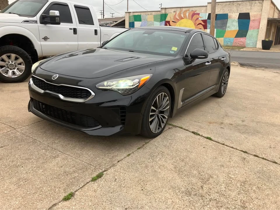 2018 Kia Stinger - Image 2 of 12