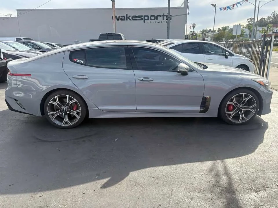 2018 Kia Stinger - Image 4 of 11