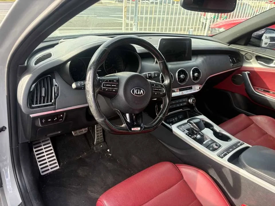 2018 Kia Stinger - Image 11 of 11