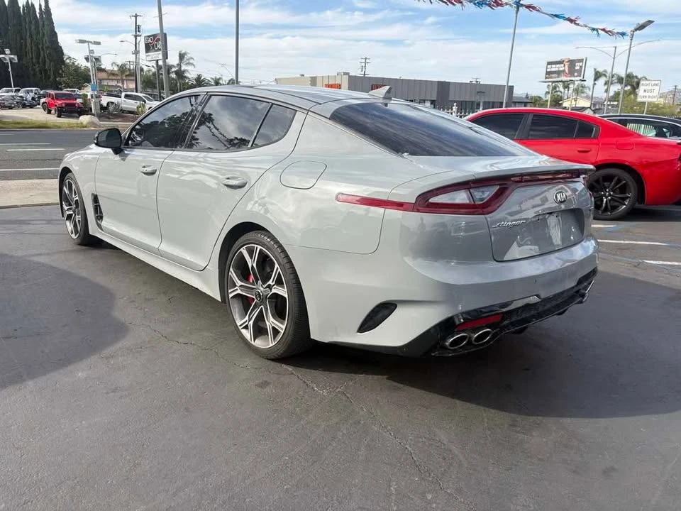 2018 Kia Stinger - Image 6 of 11