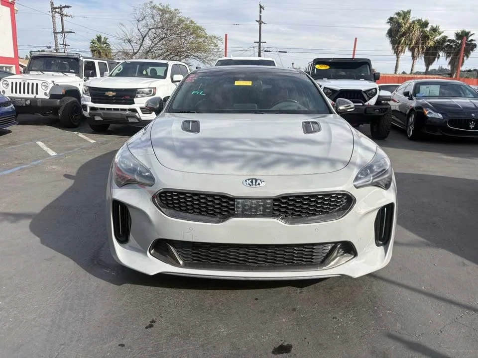 2018 Kia Stinger - Image 2 of 11