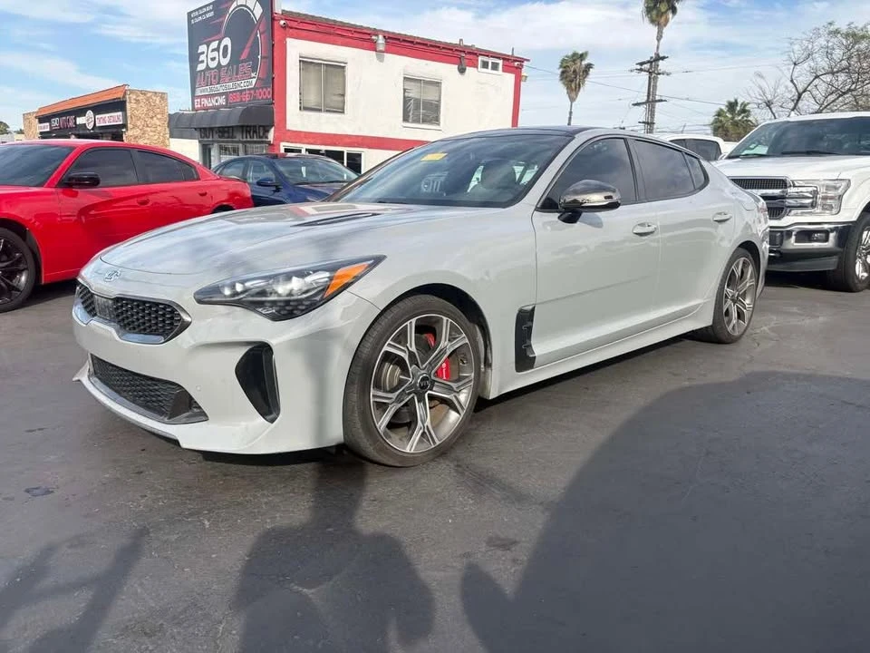 2018 Kia Stinger - Image 8 of 11