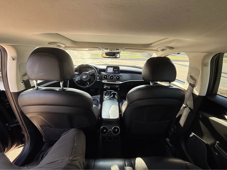 2018 Kia Stinger - Image 9 of 13