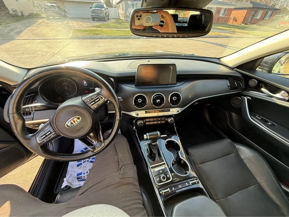 2018 Kia Stinger - Image 7 of 13