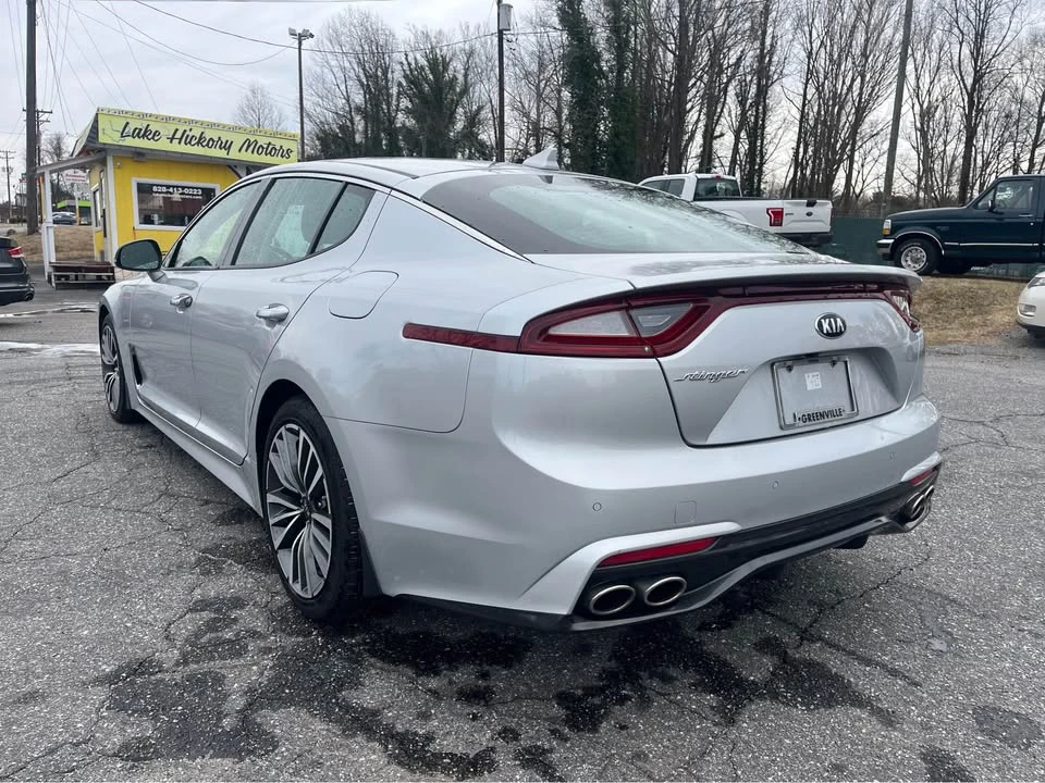 2018 Kia Stinger - Image 14 of 15