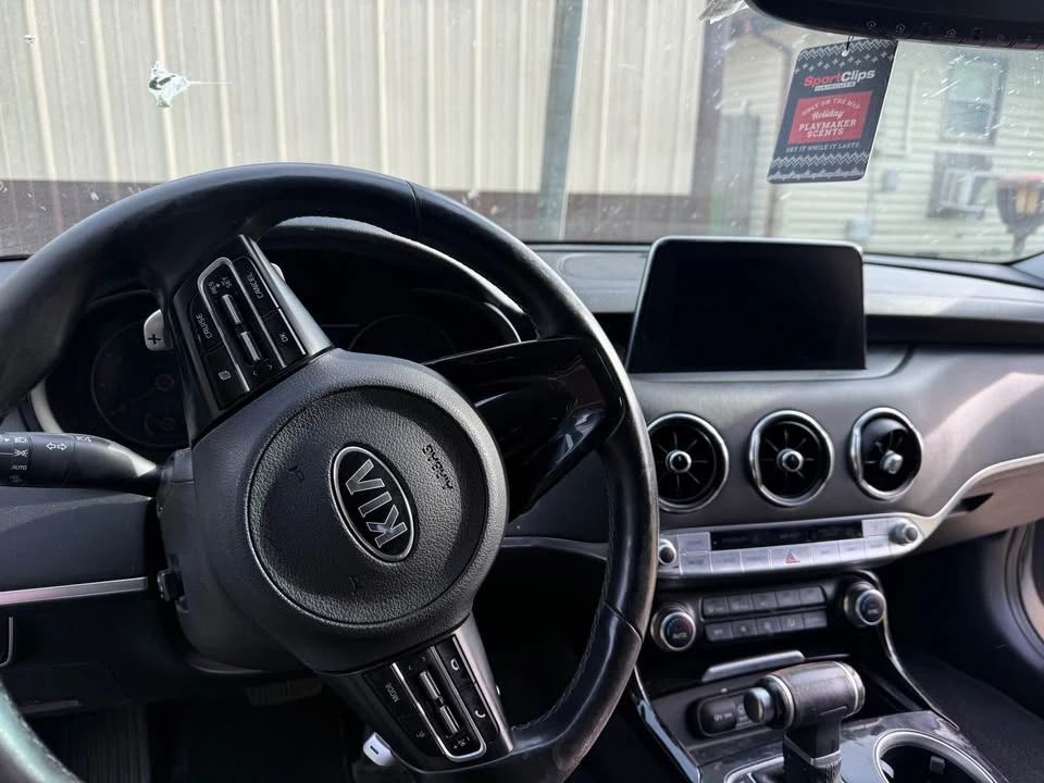 2018 Kia - Image 4 of 7