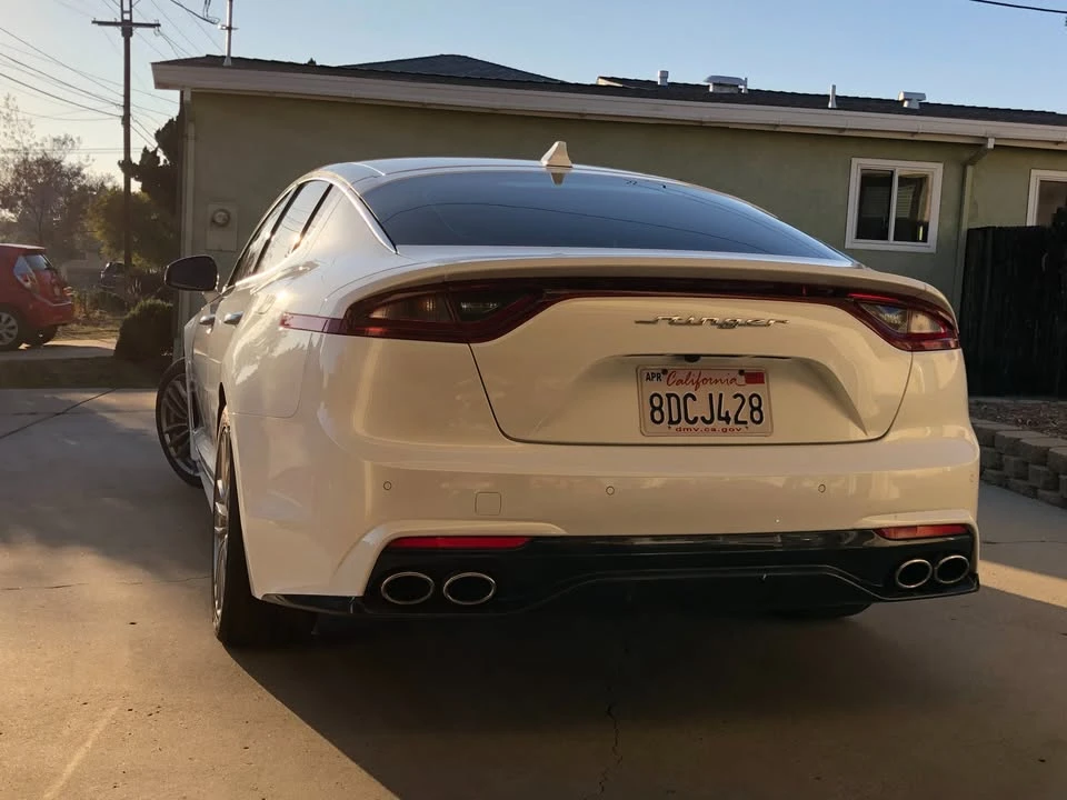 2018 Kia Stinger - Image 4 of 15
