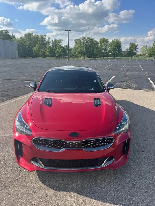 2018 Kia Stinger - Image 2 of 18