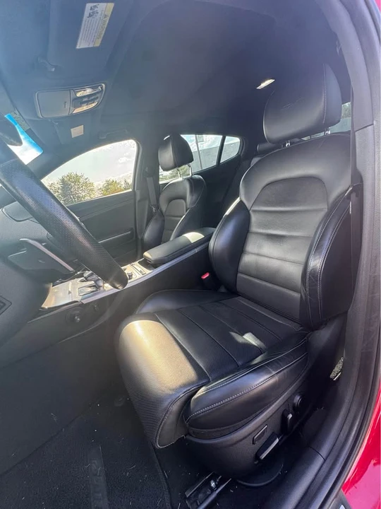 2018 Kia Stinger - Image 8 of 18