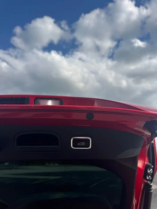 2018 Kia Stinger - Image 14 of 18
