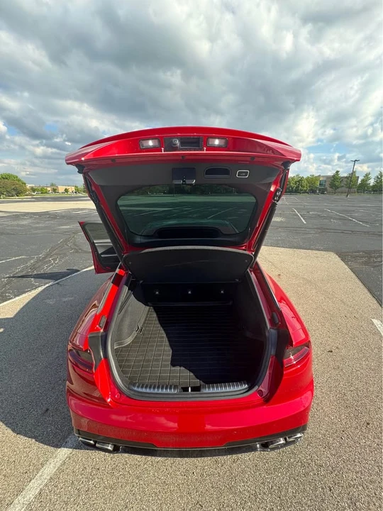 2018 Kia Stinger - Image 13 of 18