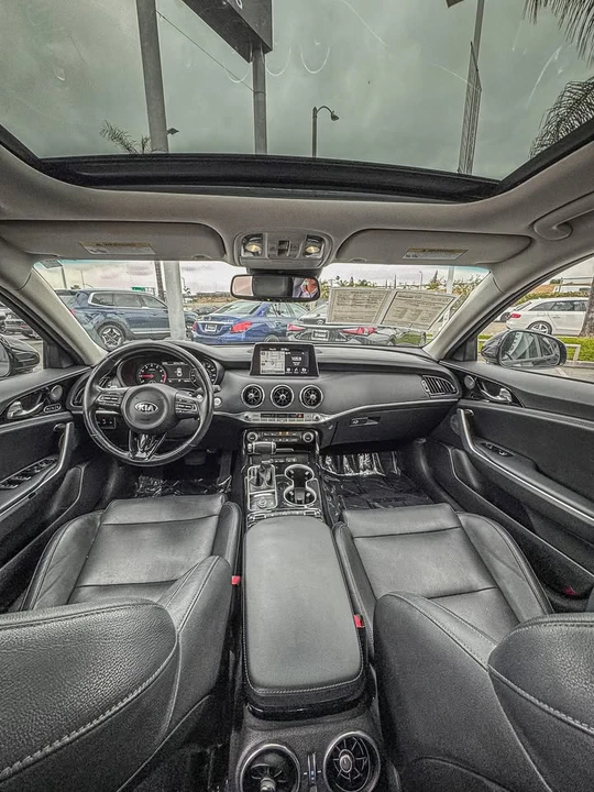 2018 Kia Stinger - Image 5 of 8