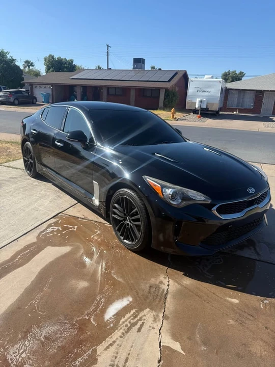 2018 Kia Stinger - Image 2 of 4
