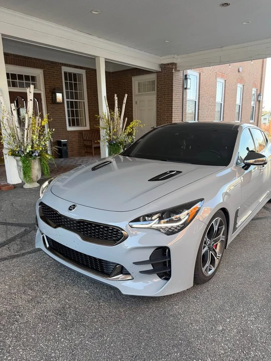 2018 Kia Stinger - Image 2 of 9