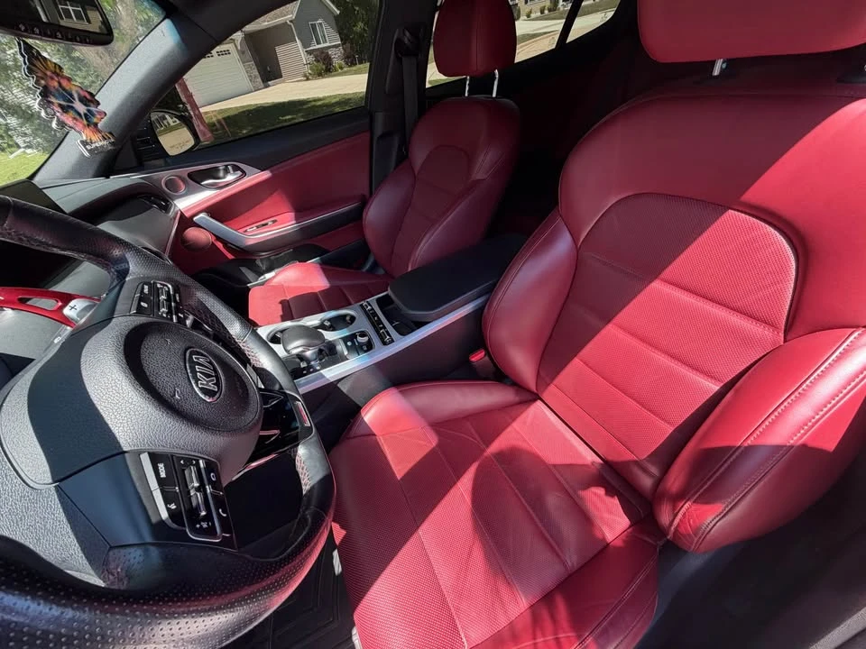 2018 Kia Stinger - Image 6 of 9