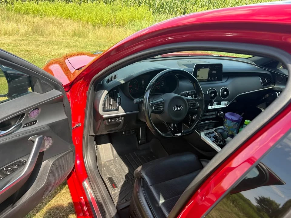 2018 Kia Stinger - Image 18 of 18