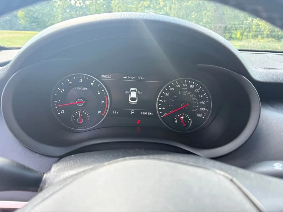 2018 Kia Stinger - Image 7 of 18