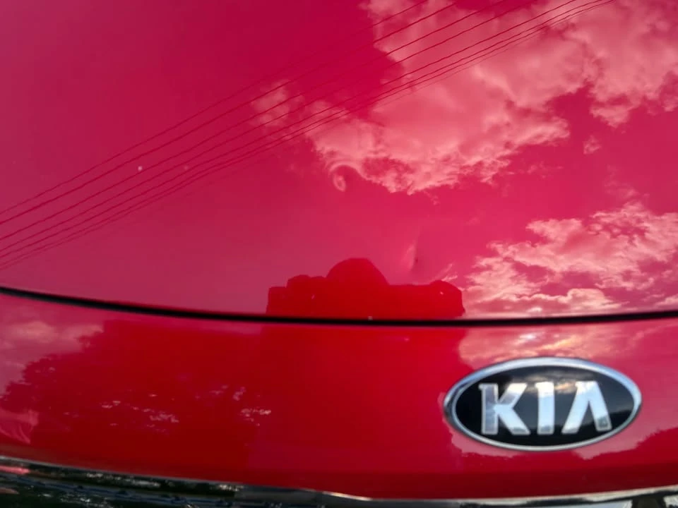 2018 Kia Stinger - Image 15 of 18